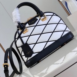 ALMA BB MALLETAGE HANDBAG WHITE M23761 UK ALMA BB MALLETAGE HANDBAG WHITE M23761 UK