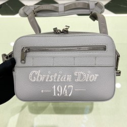 BIRKENSTOCK CHRISTIAN 1947 SIGNATURE SAFARI MESSENGER BAG UK BIRKENSTOCK CHRISTIAN 1947 SIGNATURE SAFARI MESSENGER BAG UK