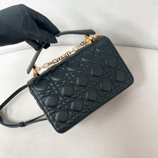 Replica Small Jolie Top Handle Bag Black Cannage Calfskin Uk - 13151 - Buddha Luxury