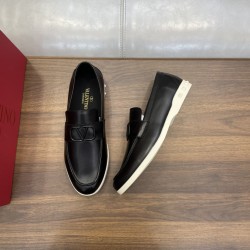 LEISURE FLOWS CALFSKIN LOAFERS IN BLACK - VL146 UK
