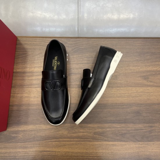 replica LEISURE FLOWS CALFSKIN LOAFERS IN BLACK - VL146 UK
