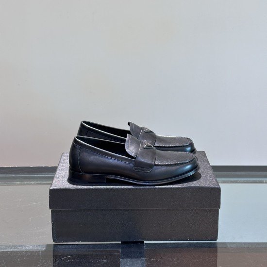 replica BRUSHED LEATHER IN BLACK - PD187 UK