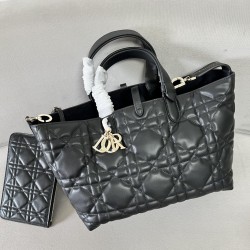 MEDIUM TOUJOURS BAG BLACK MACROCANNAGE CALFSKIN UK MEDIUM TOUJOURS BAG BLACK MACROCANNAGE CALFSKIN UK