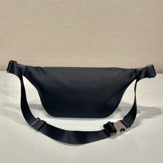 replica RE-NYLON BELT BAG IN BLACK UK