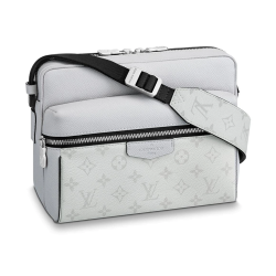 Outdoor Messenger Monogram Antarctica Taiga White M30243 Uk