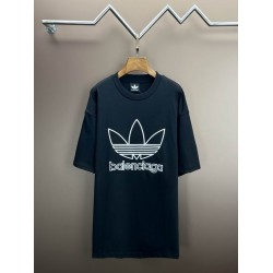 Balenciaga T-Shirt 121