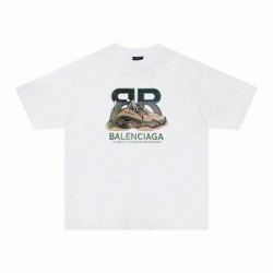 Balenciaga T-Shirt 210 Balenciaga T-Shirt 210