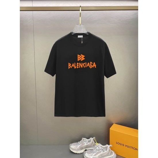 Balenciaga T-Shirt 244