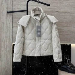  Canada Goose Women Coats 14