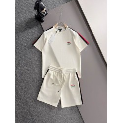 Gucci T-Shirt & Short Set 10 Gucci T-Shirt & Short Set 10