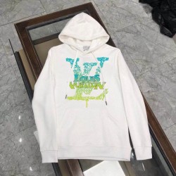 L Hoodie 117