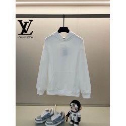 L Hoodie 26 L Hoodie 26
