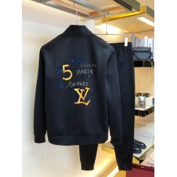 L Tracksuit 14