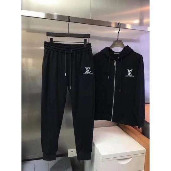 L Tracksuits 104