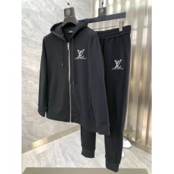L Tracksuits 107