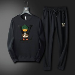 L Tracksuits 174