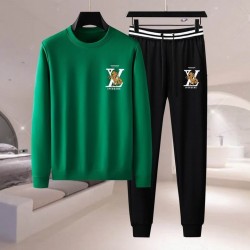 L Tracksuits 221 L Tracksuits 221