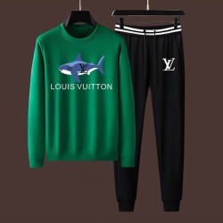 L Tracksuits 225 L Tracksuits 225