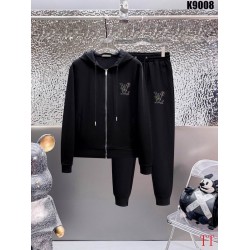 L Tracksuits 242