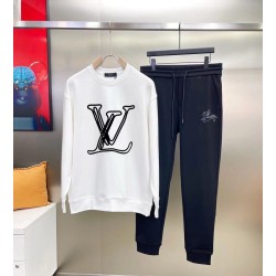 L Tracksuits 252