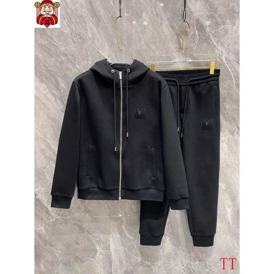 L Tracksuits 256