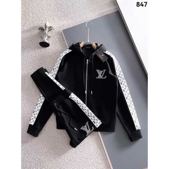 L Tracksuits 376