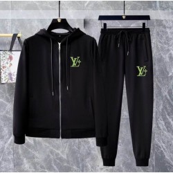 L Tracksuits 38