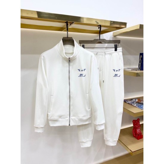 L Tracksuits 77