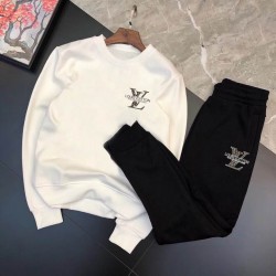 L Tracksuits 80