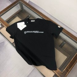 Moncler T-Shirt 129 Moncler T-Shirt 129
