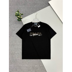 Prada T-Shirt 148 Prada T-Shirt 148