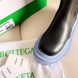 Bottega Veneta Bv Tire Chelsea Boots With Blue Outsole Uk