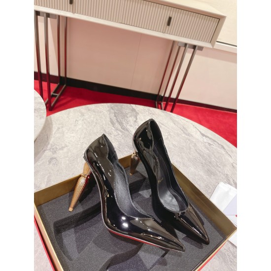 Replica Christian Louboutin Lipchick Pumps 100Mm In Black Patent Leather Uk - 3325 - Buddha Luxury
