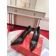 Replica Christian Louboutin Lipchick Pumps 100Mm In Black Patent Leather Uk - 3325 - Buddha Luxury