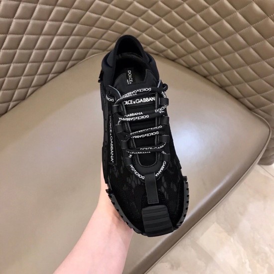 Dolce & Gabbana Black Lace Low Top Slip On Trainers Lacing Detail Dolce & Gabbana Black Lace Low Top Slip On Trainers top-down toe and lacing perspective