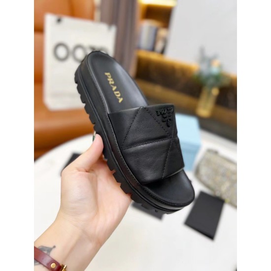 Replica pradaslides in black quilted nappa leather uk replica pradaslides in black quilted nappa leather uk