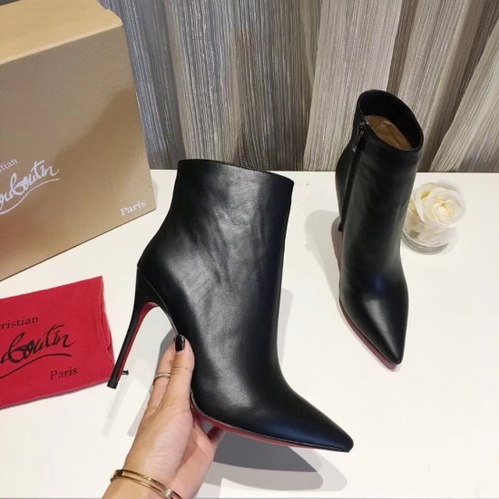 replica Christian Louboutin So Kate Booty 100MM In Black Leather UK