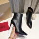 replica Christian Louboutin So Kate Booty 100MM In Black Leather UK