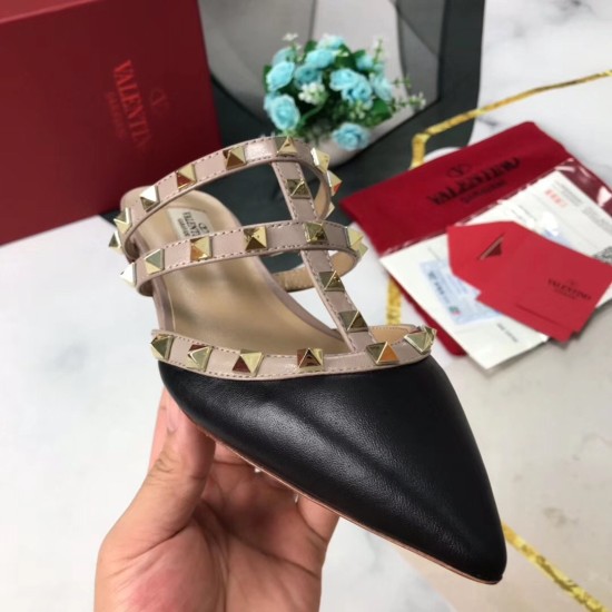 Replica Valentino Rockstud Flat Mules In Black Leather UK replica Valentino Rockstud Flat Mules In Black Leather UK