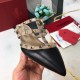 Replica Valentino Rockstud Flat Mules In Black Leather UK replica Valentino Rockstud Flat Mules In Black Leather UK