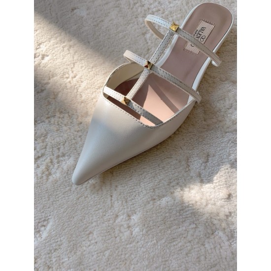 Replica Valentino Rockstud Wispy Mules in White Leather UK replica Valentino Rockstud Wispy Mules in White Leather UK