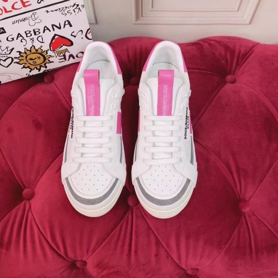 Dolce & Gabbana Custom 2.Zero Trainers Top View in white and pink Top-down view of white and pink Dolce & Gabbana Custom 2.Zero trainers showing lacing