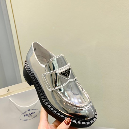 Replica pradaloafers in silver metallic leather uk replica pradaloafers in silver metallic leather uk