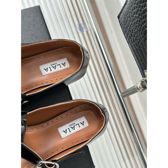 Replica Alaia Criss Cross Ballet Flats in Black Leather UK replica Alaia Criss Cross Ballet Flats in Black Leather UK