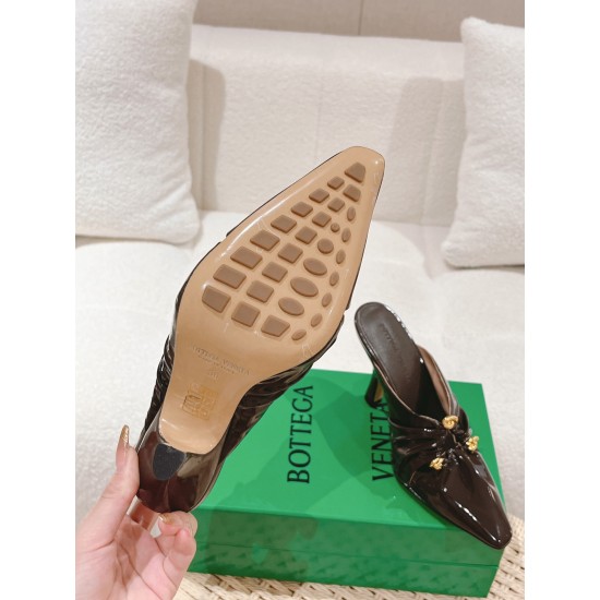 replica Bottega Veneta Bunnie Mules 90mm In Fondant Patent Leather UK