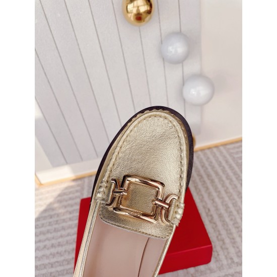 Replica Roger Vivier Metal Buckle Morsetto Loafers in Gold Nappa Leather UK replica Roger Vivier Metal Buckle Morsetto Loafers in Gold Nappa Leather UK