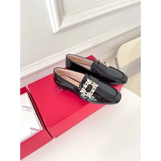 replica Roger Vivier Mini Broche Buckle Loafers in Black Patent Leather UK