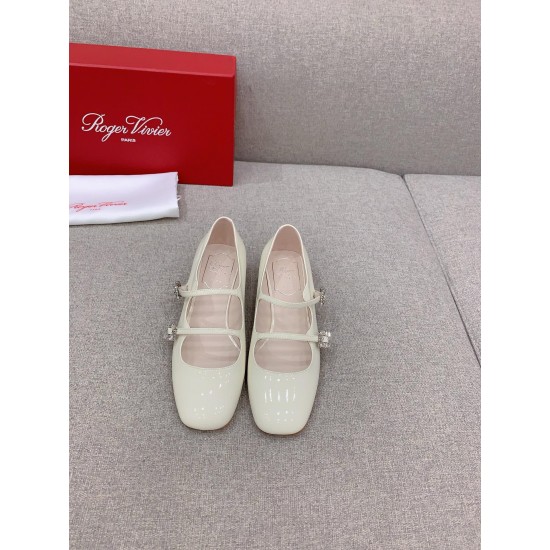 Replica Roger Vivier 2249 UNK1570 Buddha Luxury Replica Roger Vivier Tres Vivier Strass Buckle Mini Babies Ballerinas In White Patent Leather Uk - 2249 - Buddha Luxury