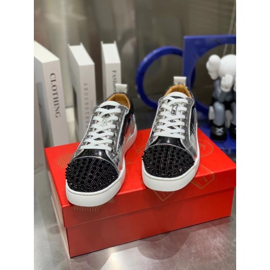 Replica Christian Louboutin 2462 CL812 Buddha Luxury Replica Christian Louboutin Trainers Louis Junior Spikes Orlato In Gator Calfskin Uk - 2462 - Buddha Luxury