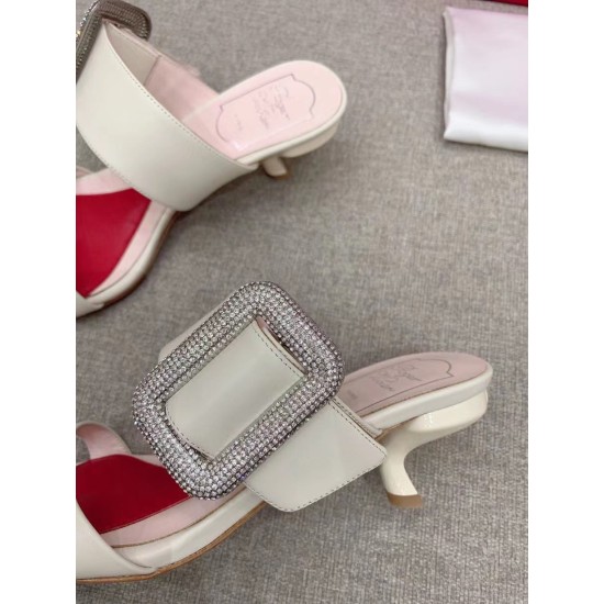 Replica Roger Vivier Viv Choc Side Strass Buckle Mules in White Leather UK replica Roger Vivier Viv Choc Side Strass Buckle Mules in White Leather UK